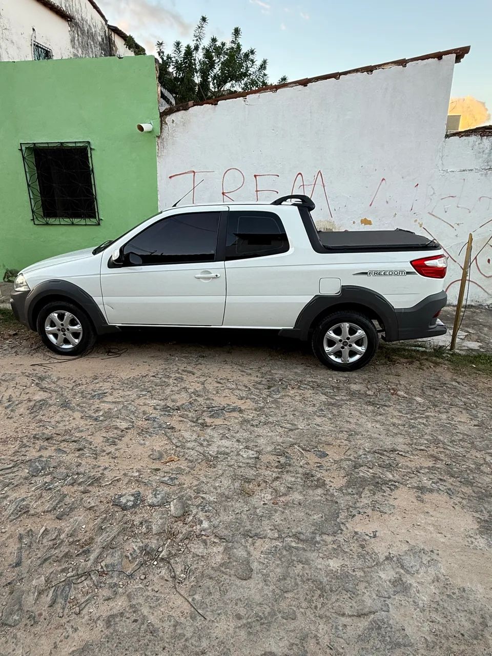Fiat Strada Freedom 1.4 Flex 8V CD 2019 - Foto 3