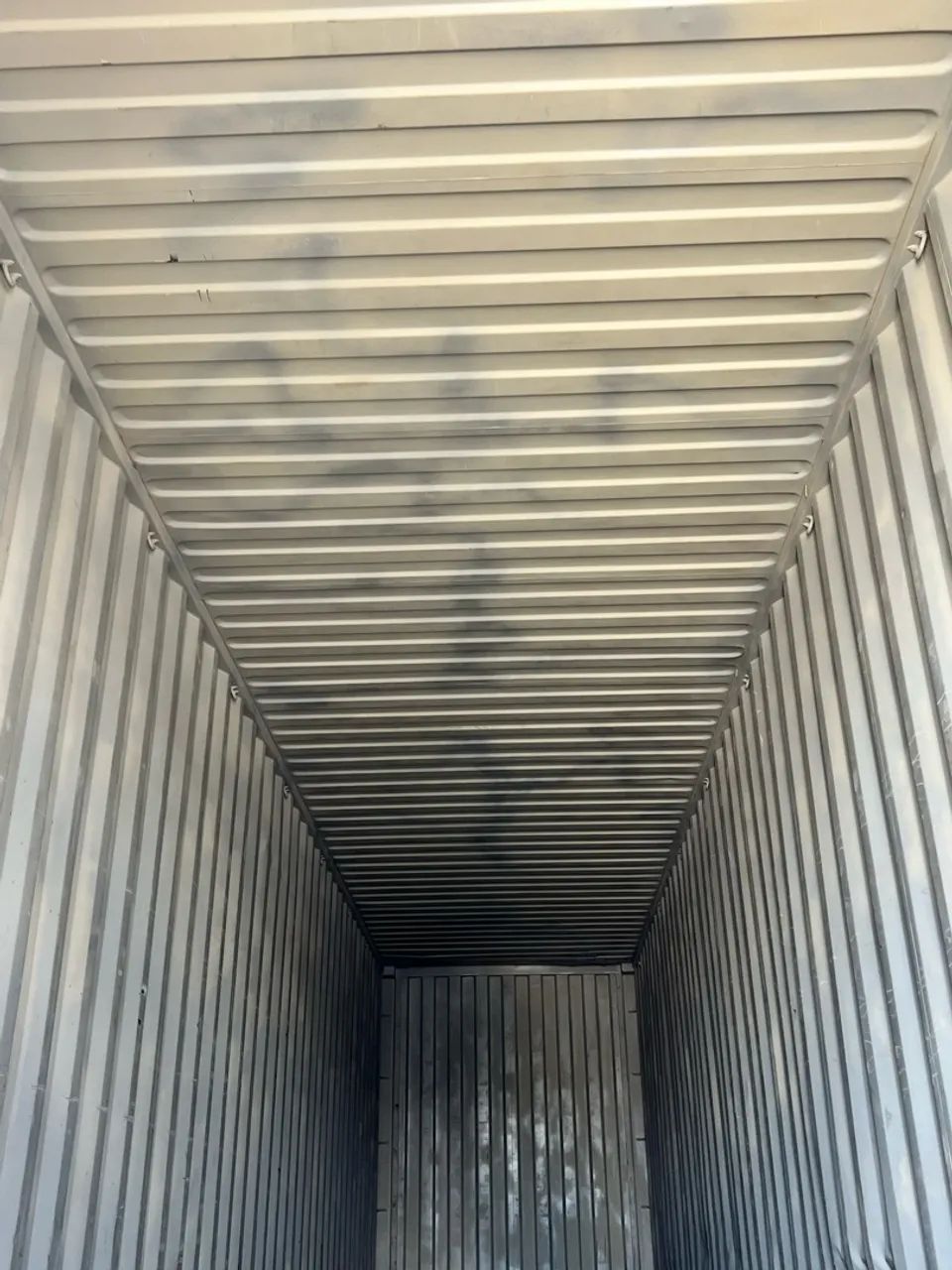 Container de cia marítima  - Foto 4