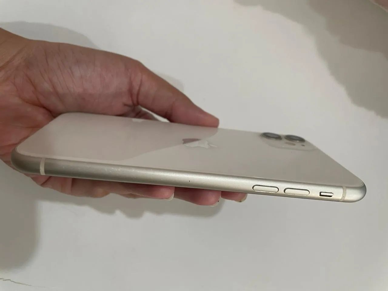 iPhone 11 SUPER CONSERVADO - Foto 4