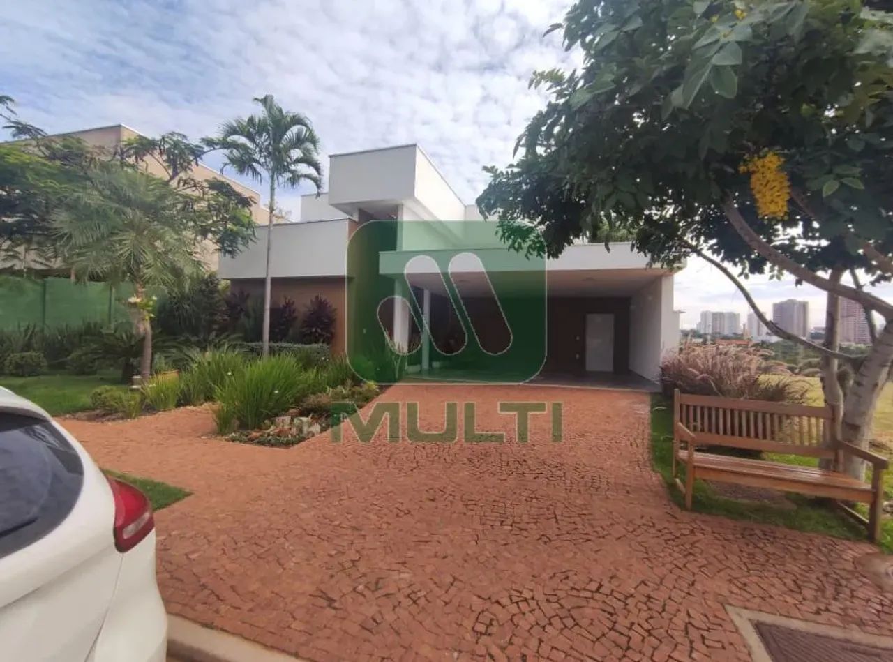Casa Condominio - ALPHAVILLE I COND