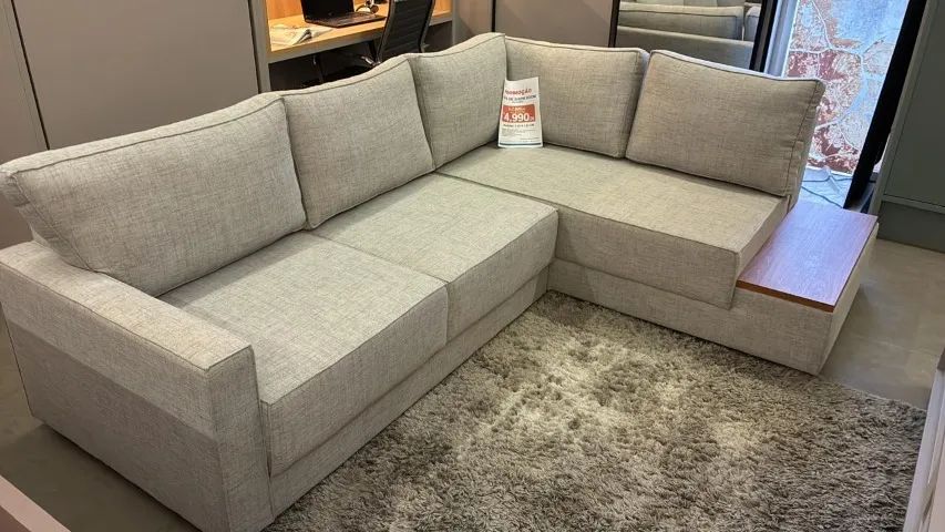 Sofa em L com mesa lateral  Marca Opus - Foto 5