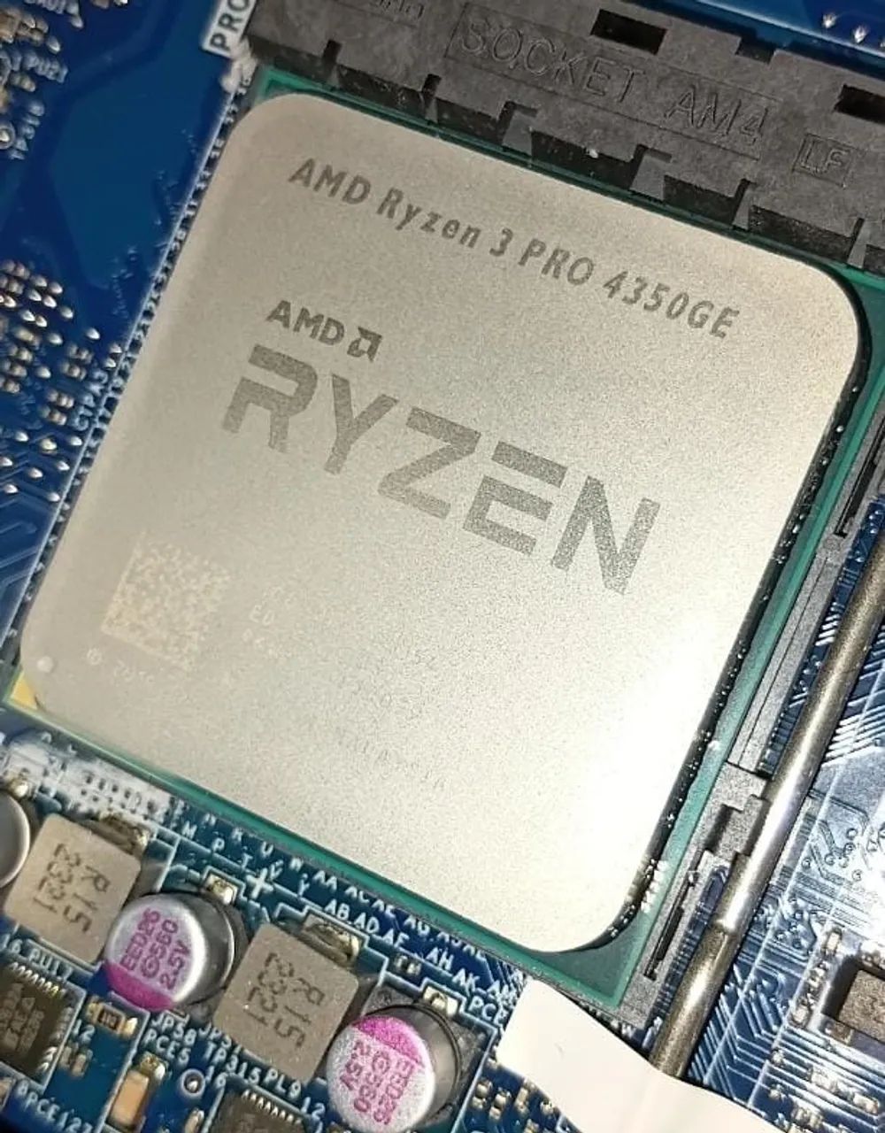 Processador AMD Ryzen 3 PRO 4350GE 