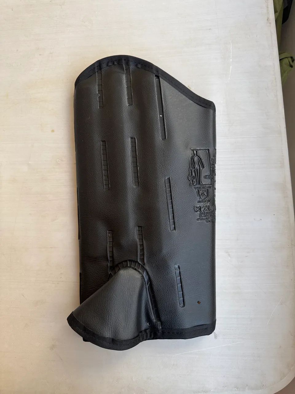Perneira com velcro