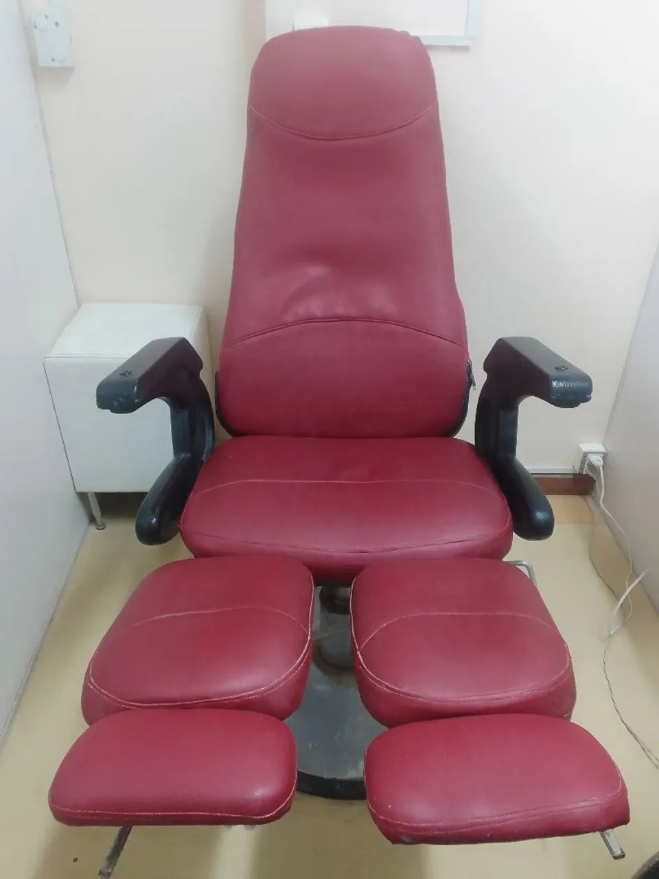 Vendo Cadeira de Podologia  - Foto 4