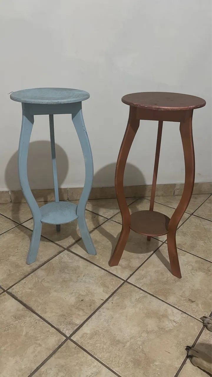 Dupla de mesinhas decorativas de MDF