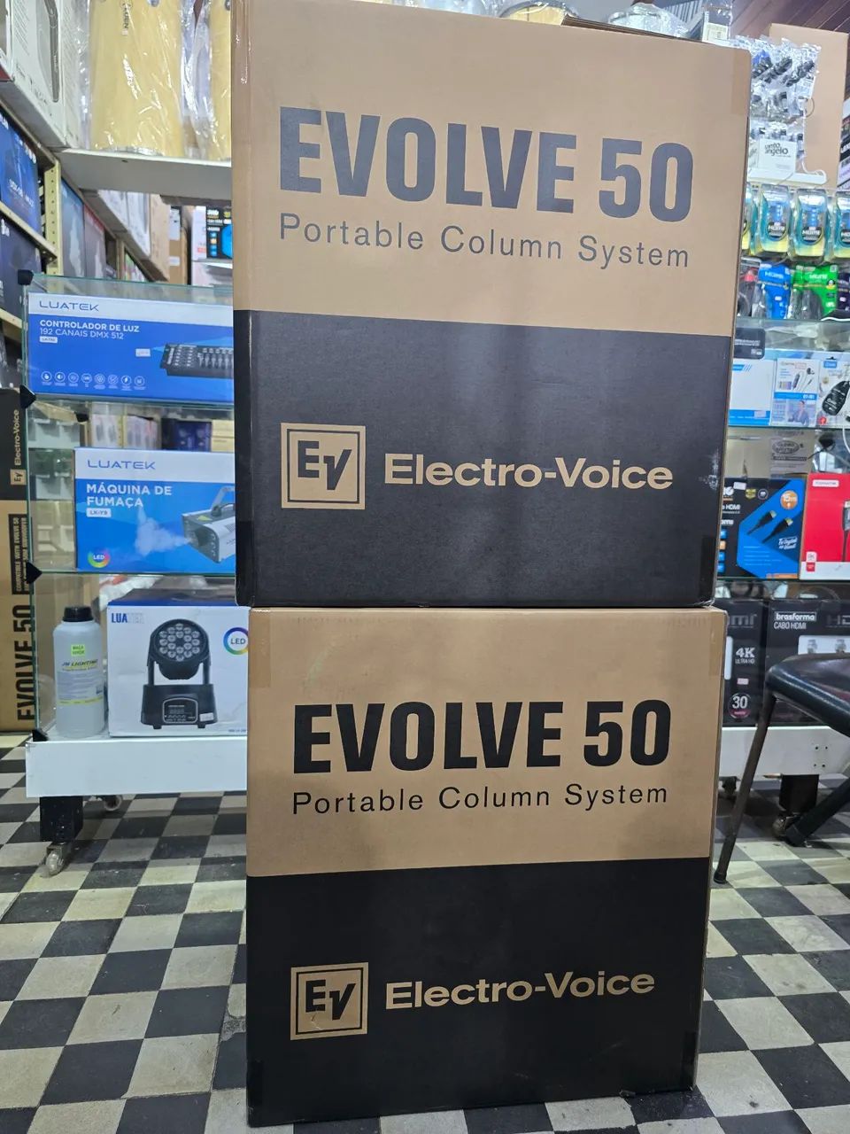  CAIXA ATIVA EVOLVE 50 ELETRO VOICE  - Foto 2