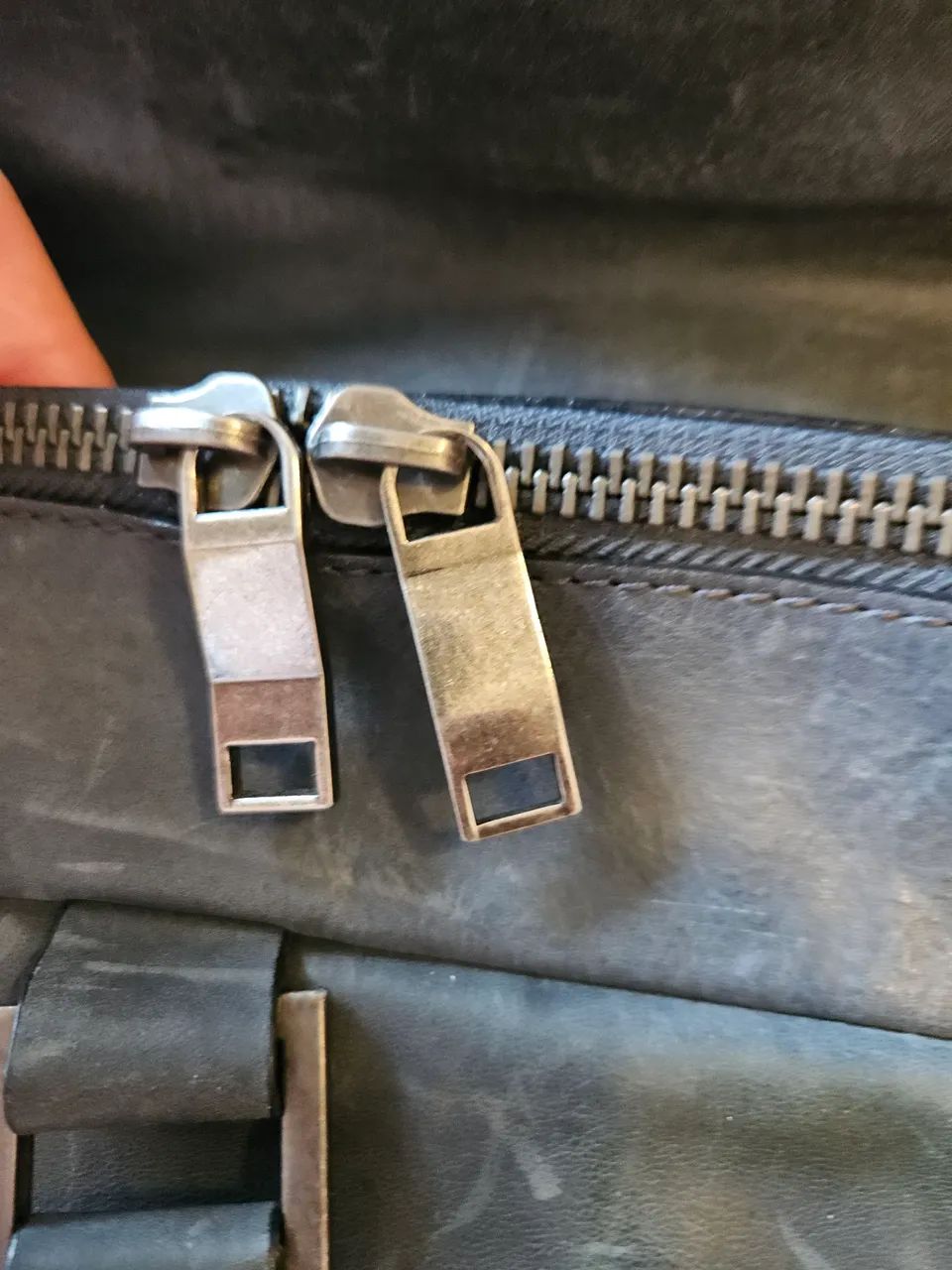 Bolsa de couro ZARA estilo THE ROW - Foto 3