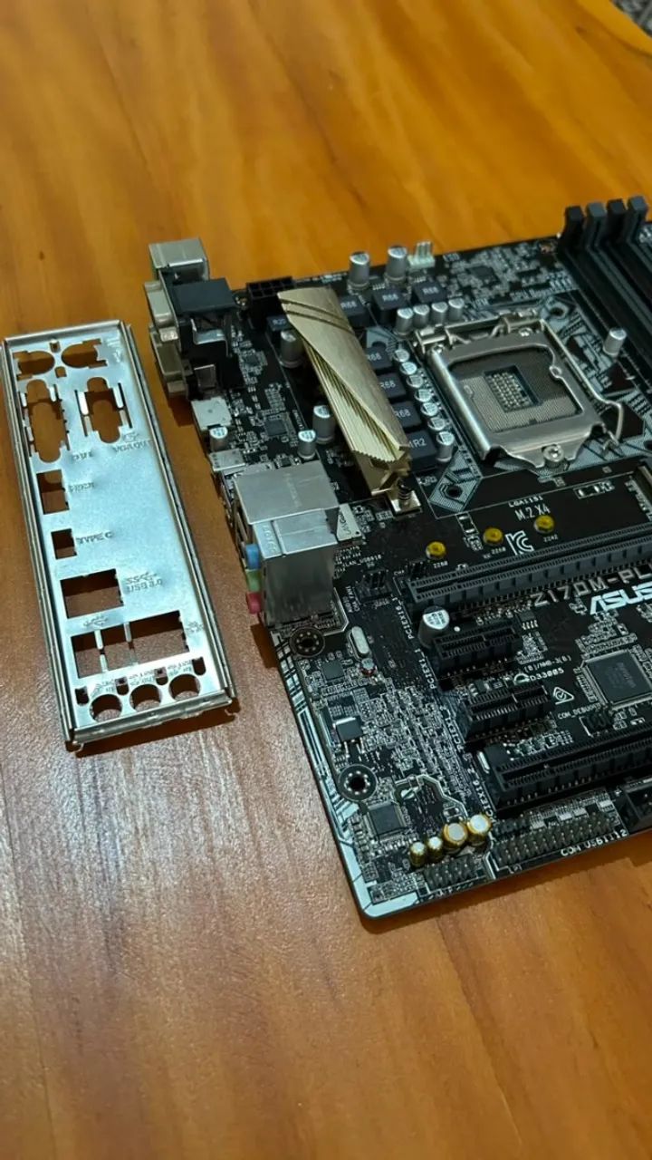 Kit Intel i7-7700K + ASUS Z170M-PLUS/BR + Cooler Hyper 212X