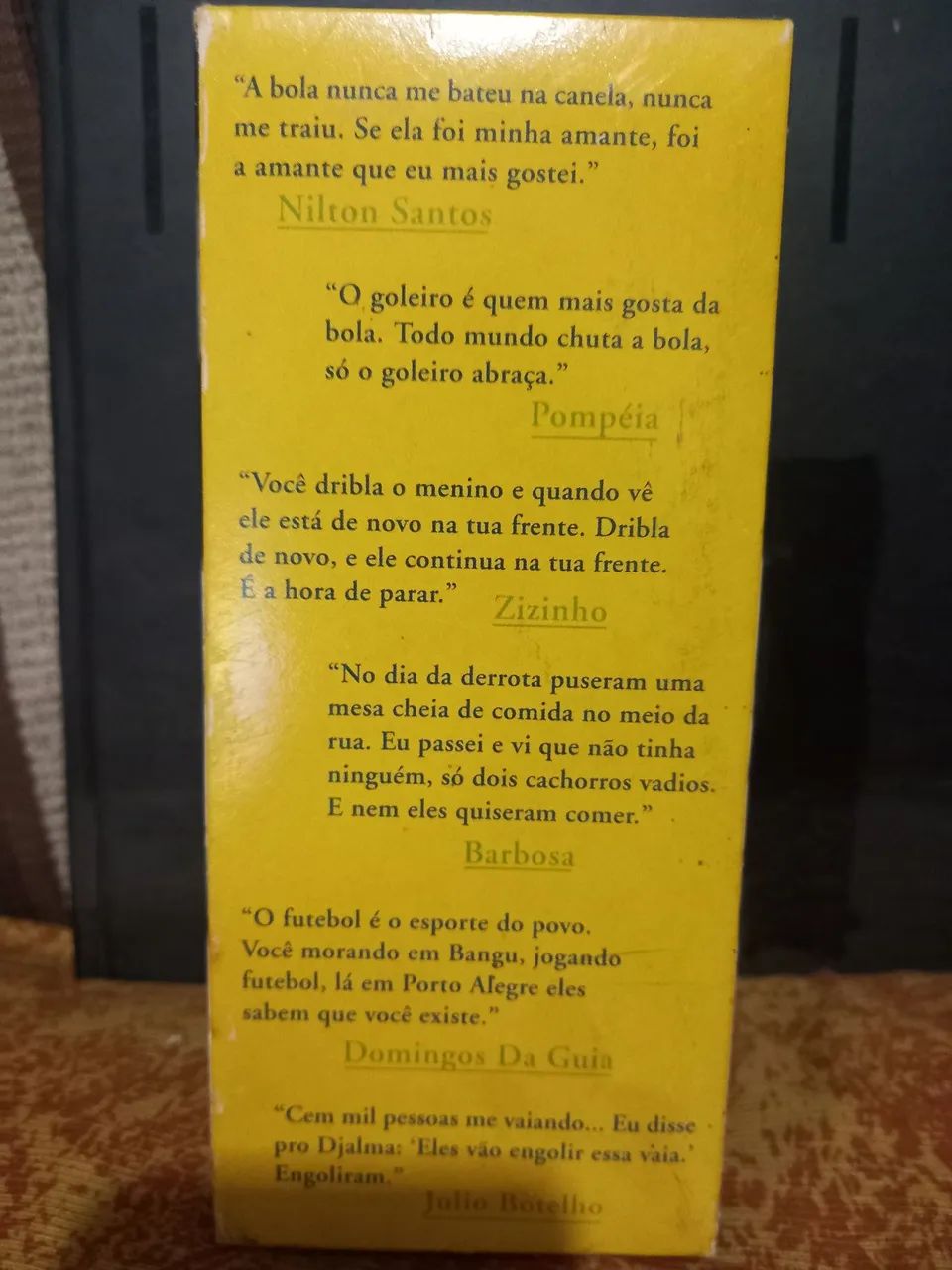 Fita Triplo Box VHS Futebol Documentário - raro - Foto 3