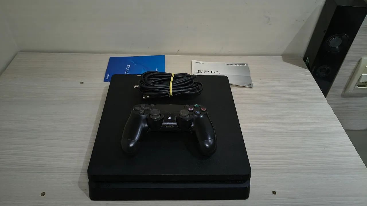 PS4 slim 1TB com base com cooler e carregador  - Foto 2