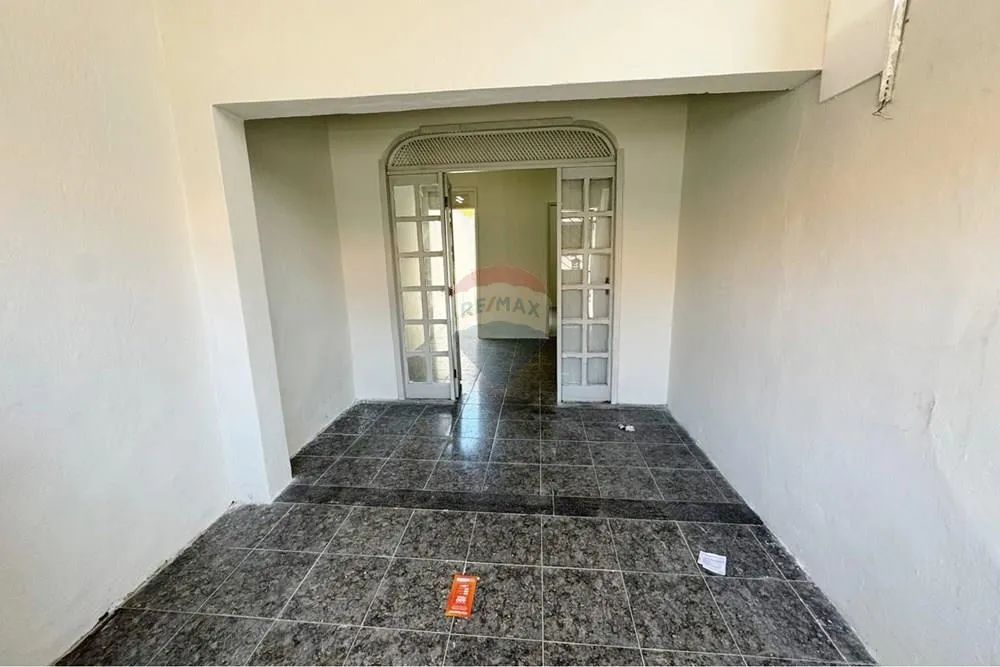 Casa com 4 quartos à venda no Bairro Inácio Barbosa, Aracaju/SE - Duas moradias independen