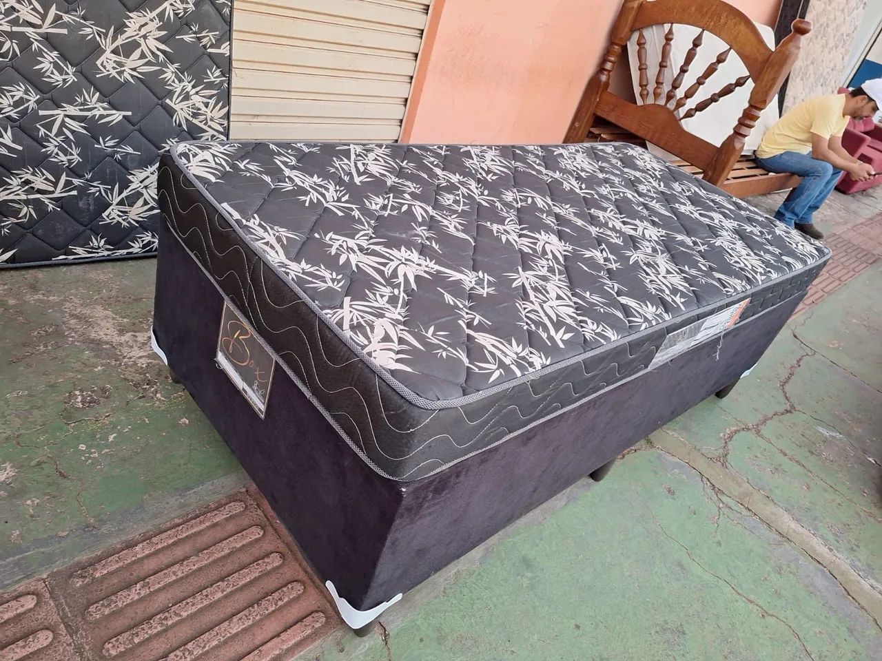 Cama box de solteiro com colchão  - Foto 2