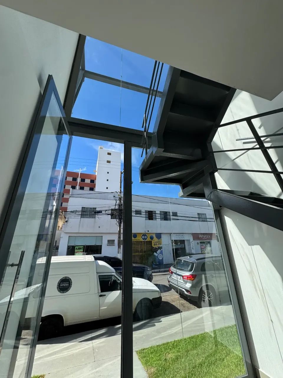 BJK ALUGA SALA COMERCIAL COM 40 M² - GALERIA S&A - BAIRRO QUILOMBO - CUIABÁ-MT - Foto 5