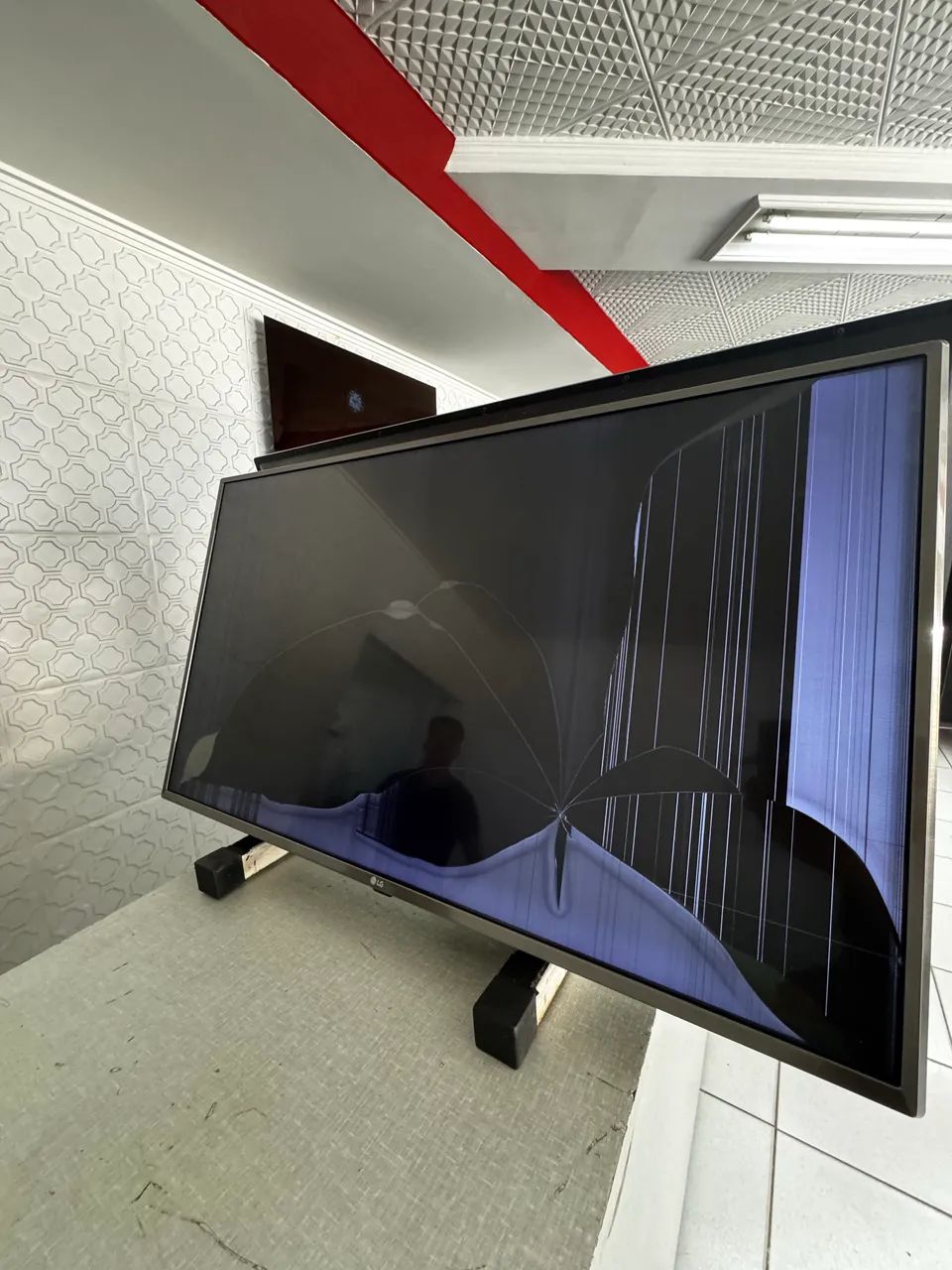 TV LG 42 Polegadas com Tela Quebrada, as Placas estão Ok - Foto 3