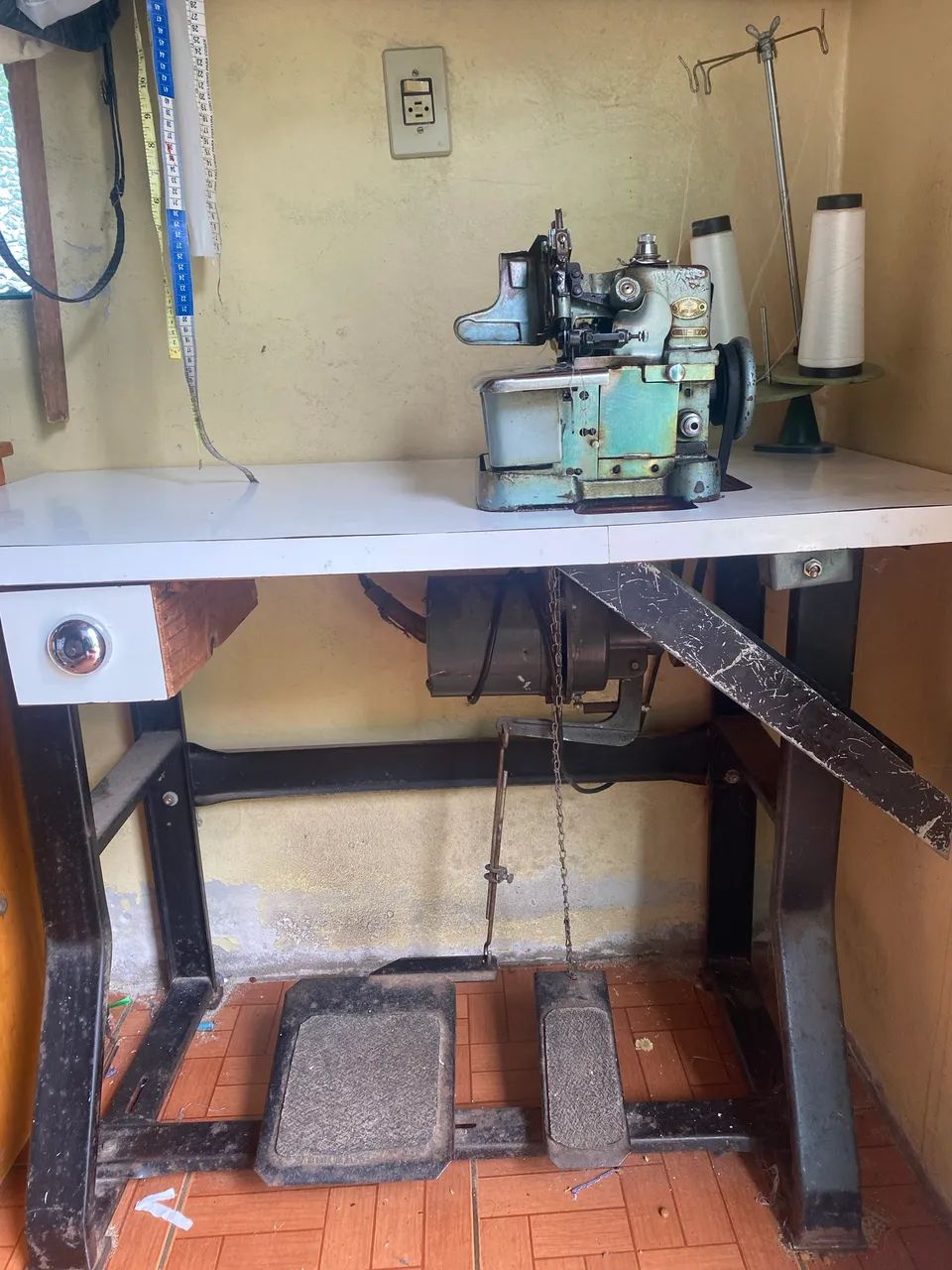 Máquina Overloque  - Foto 5