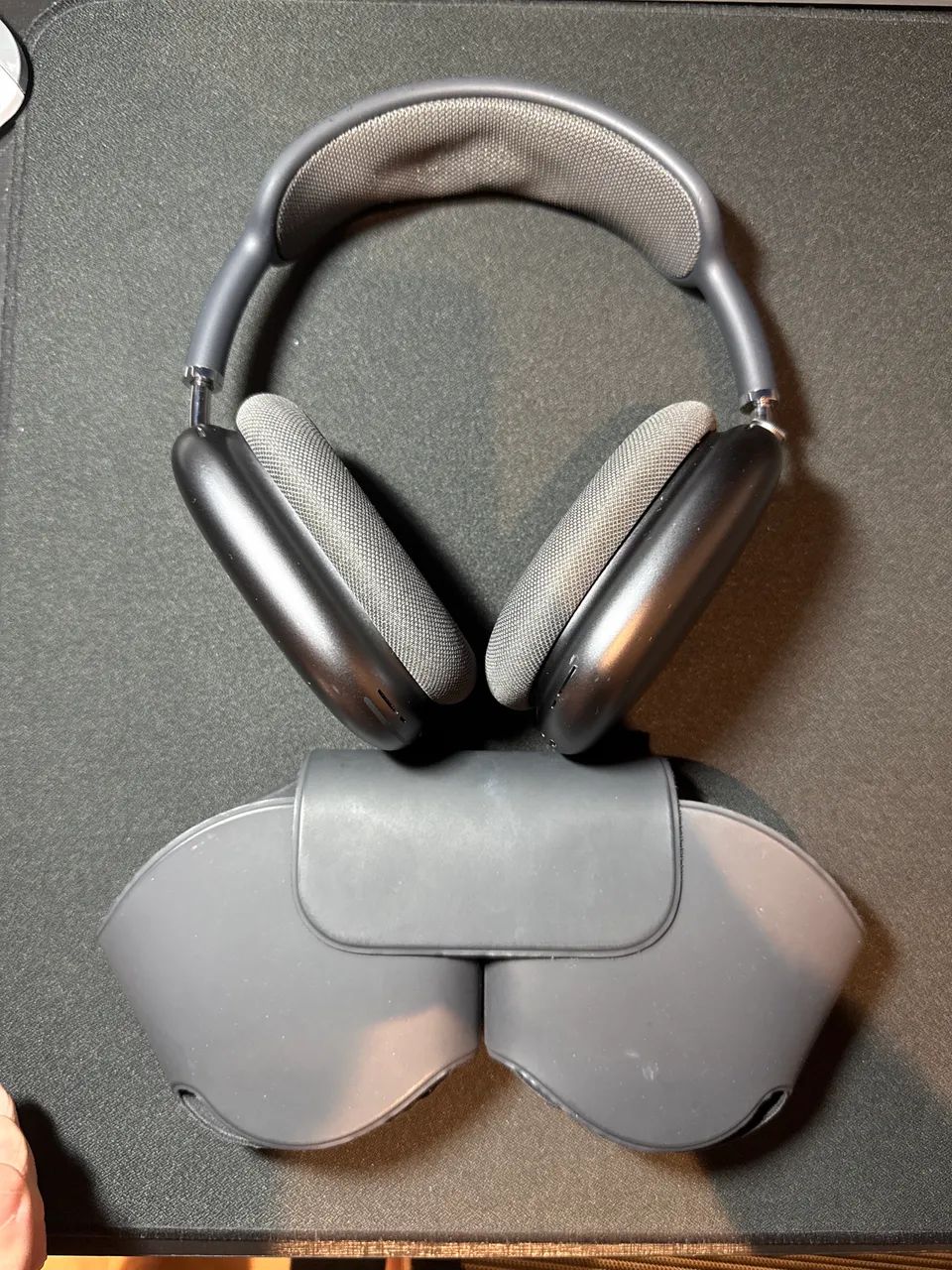 Apple Airpods Max Lightning - Fones de Ouvido - Jardim Itália