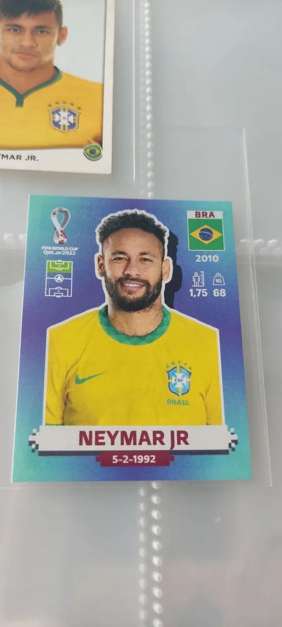 Lote de 3 figurinhas Neymar Jr Copas 2014 - 2018 - 2022 - Foto 4