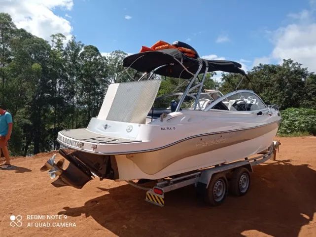 Lancha FS 230 cabinada - Foto 4