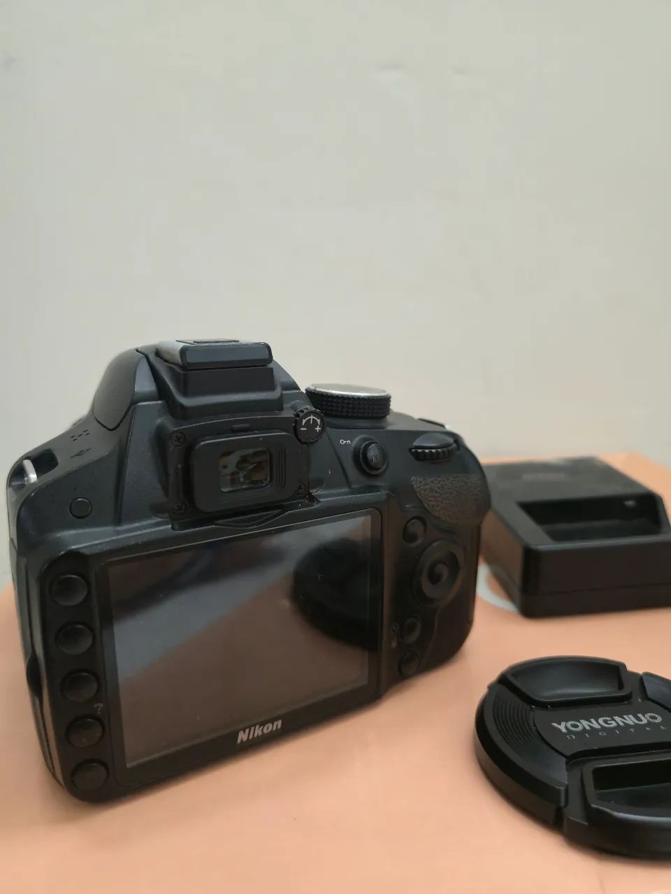 Nikon D3200 + Lente Yongnuo 40mm f/2.8  - Foto 3