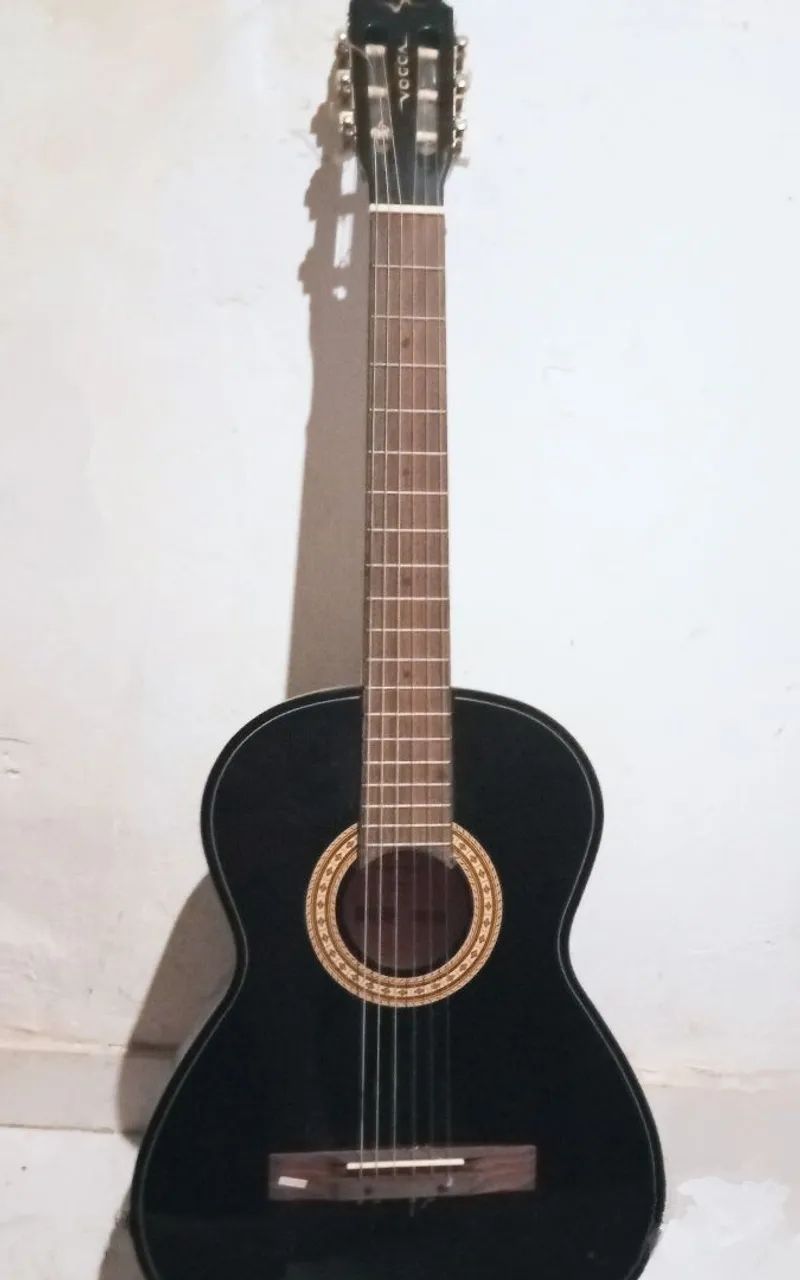 Violão Vogga com capa para transporte