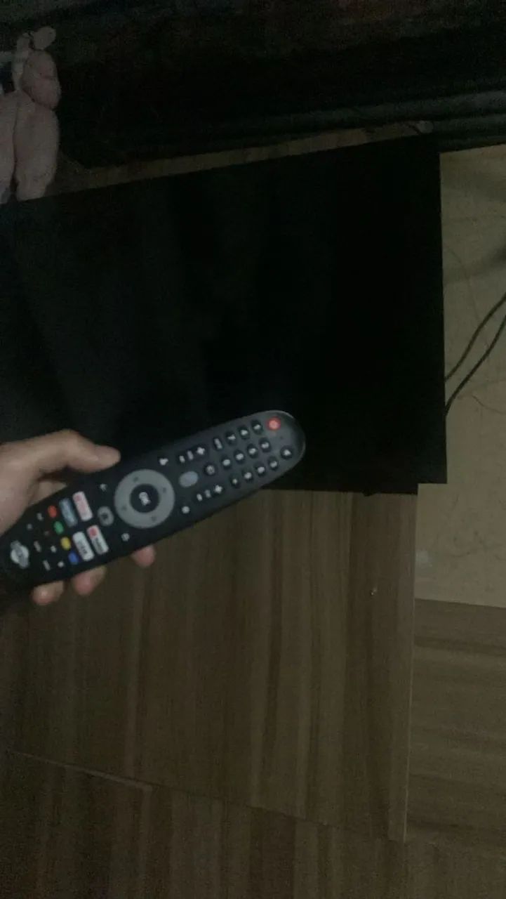 Tv smart 32 polegadas na caixa tv com 1 mês apenas de uso - Foto 3