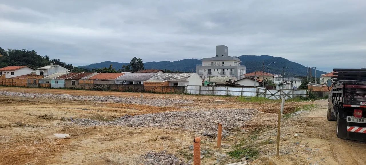 Vendo Terreno escriturado em palhoça 