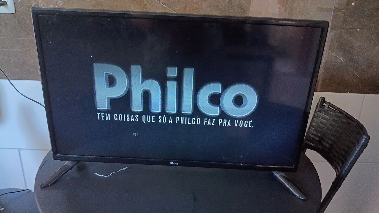 Vende se tv!