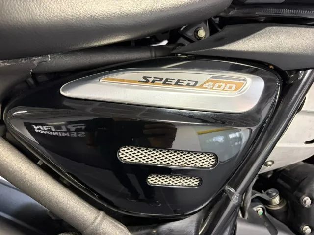 TRIUMPH SPEED 400 - Foto 4