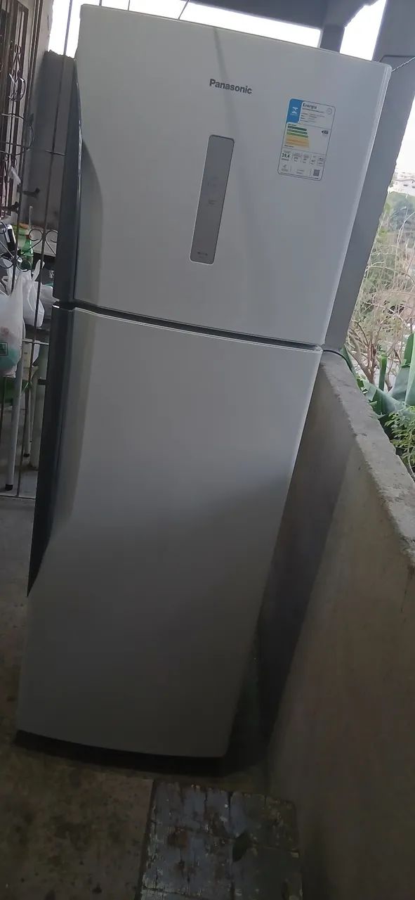 Geladeira Panasonic 