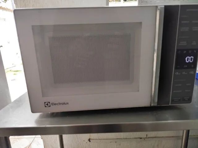 Micro-ondas Electrolux 23L Branco Efficient