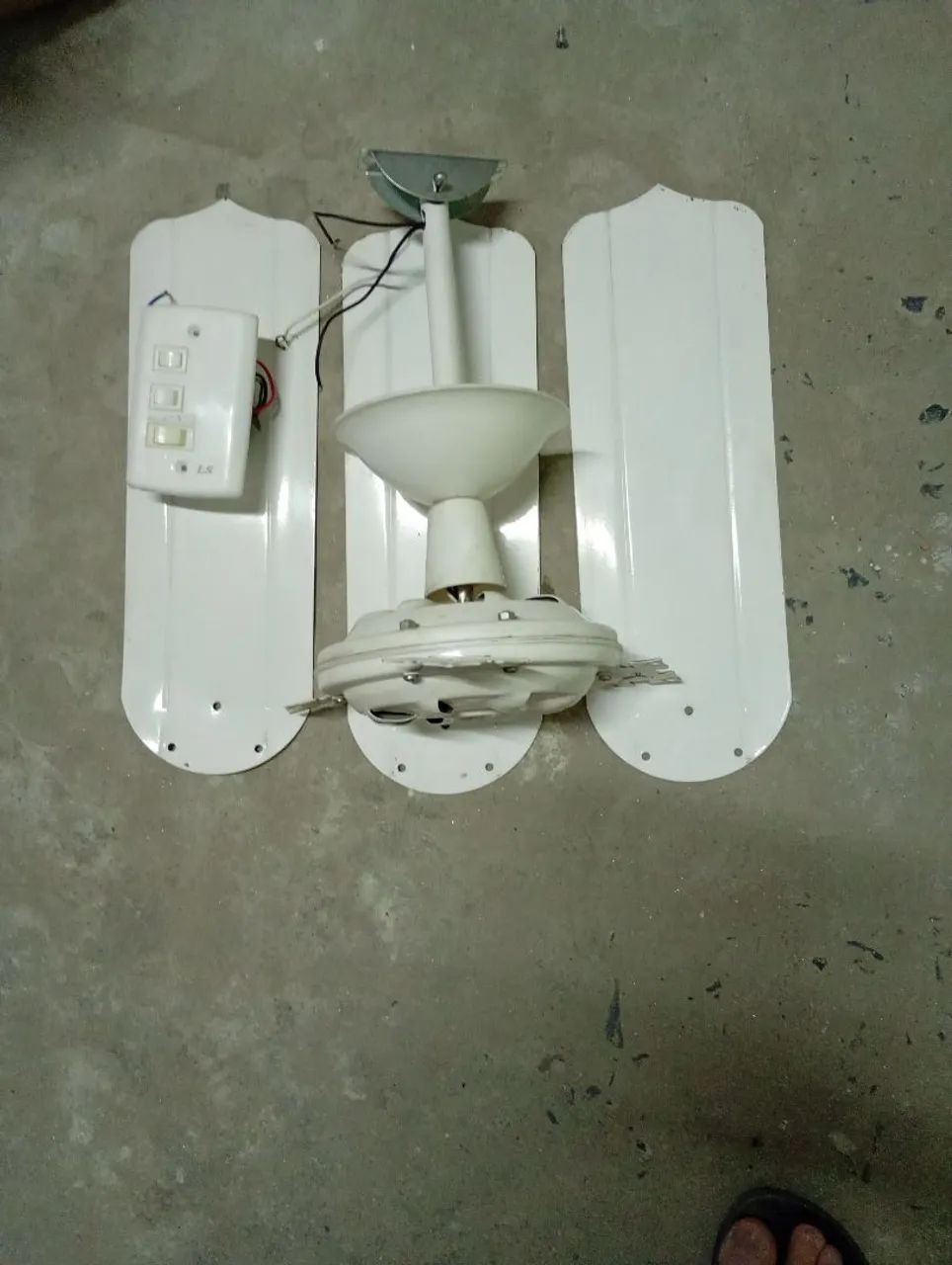 Ventilador de teto . Interruptor grátis  - Foto 2