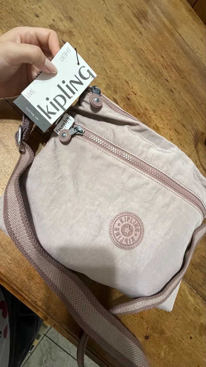 Bolsa Kipling Nova Com Etiqueta Original - Foto 4