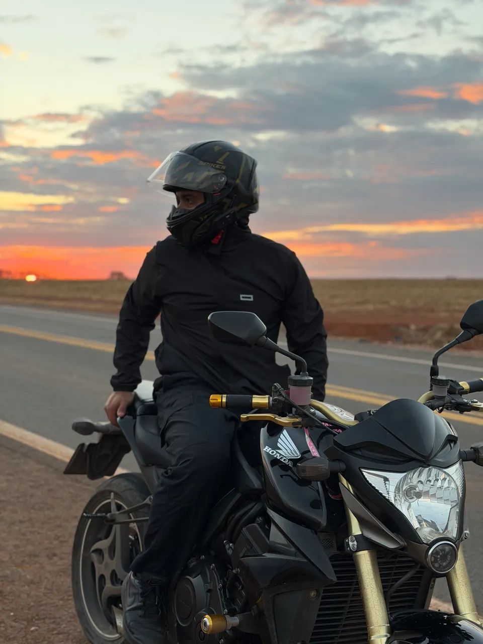CB1000R 2012 baixo km - Foto 4