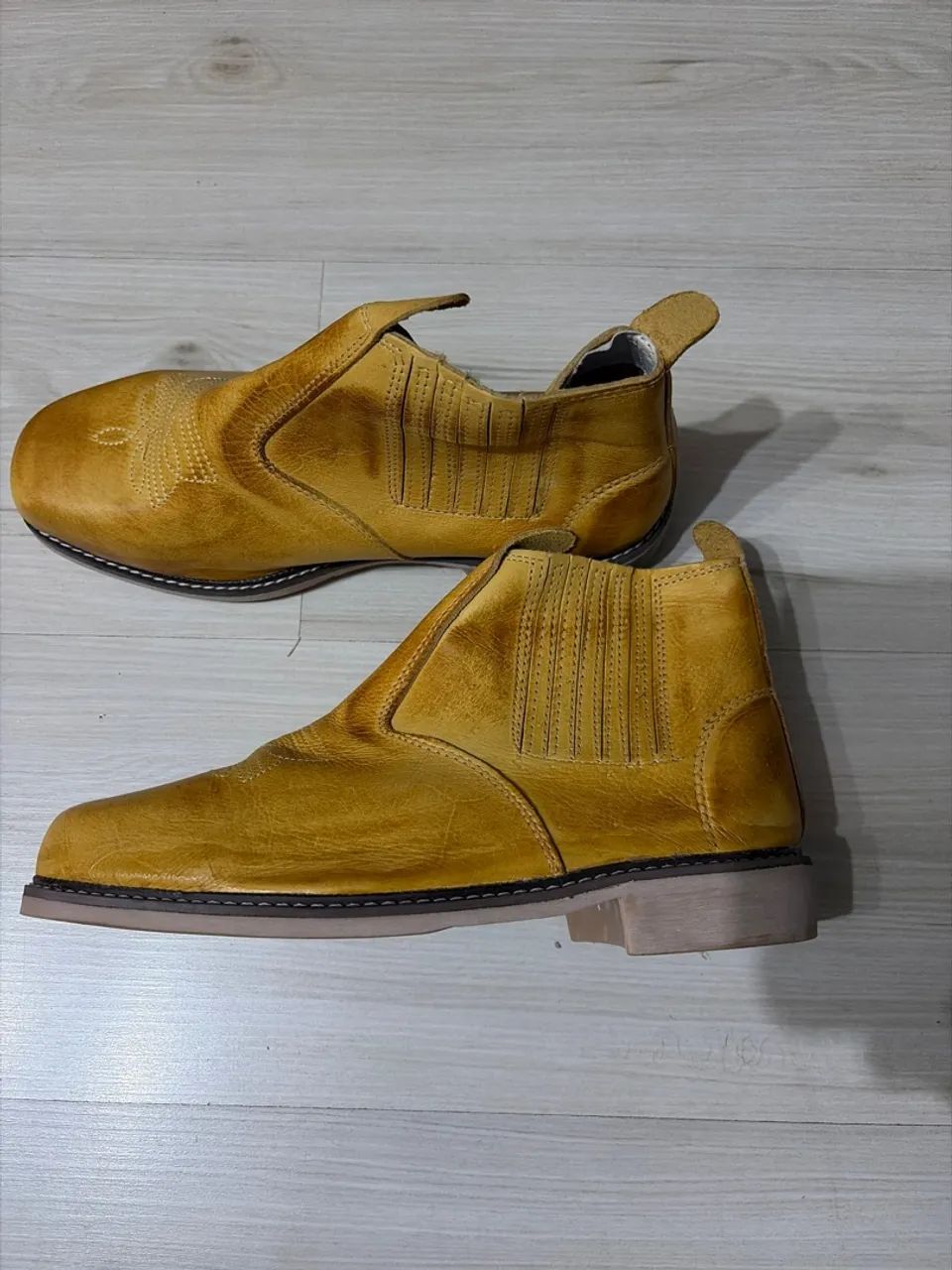 Bota botina masculina couro