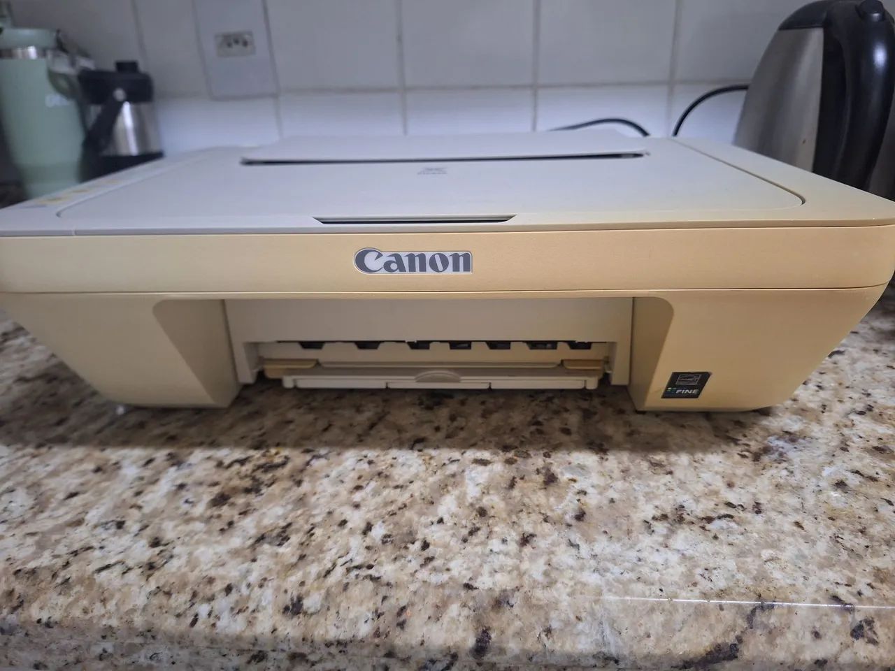 Impressora com mesa digitalizadora e copiadora