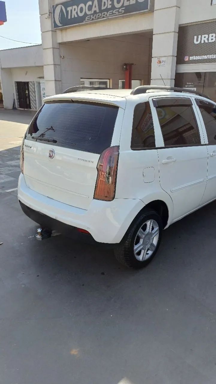 Fiat Idea Attractive 1.4 Fire Flex 8V 5P 2013 - Foto 2