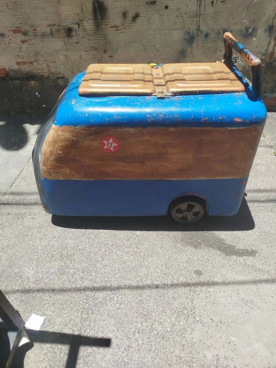 CARRO DE FIBRA 
