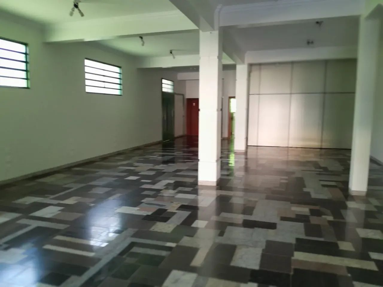 Comerciais Barracão em Sertãozinho - Foto 4