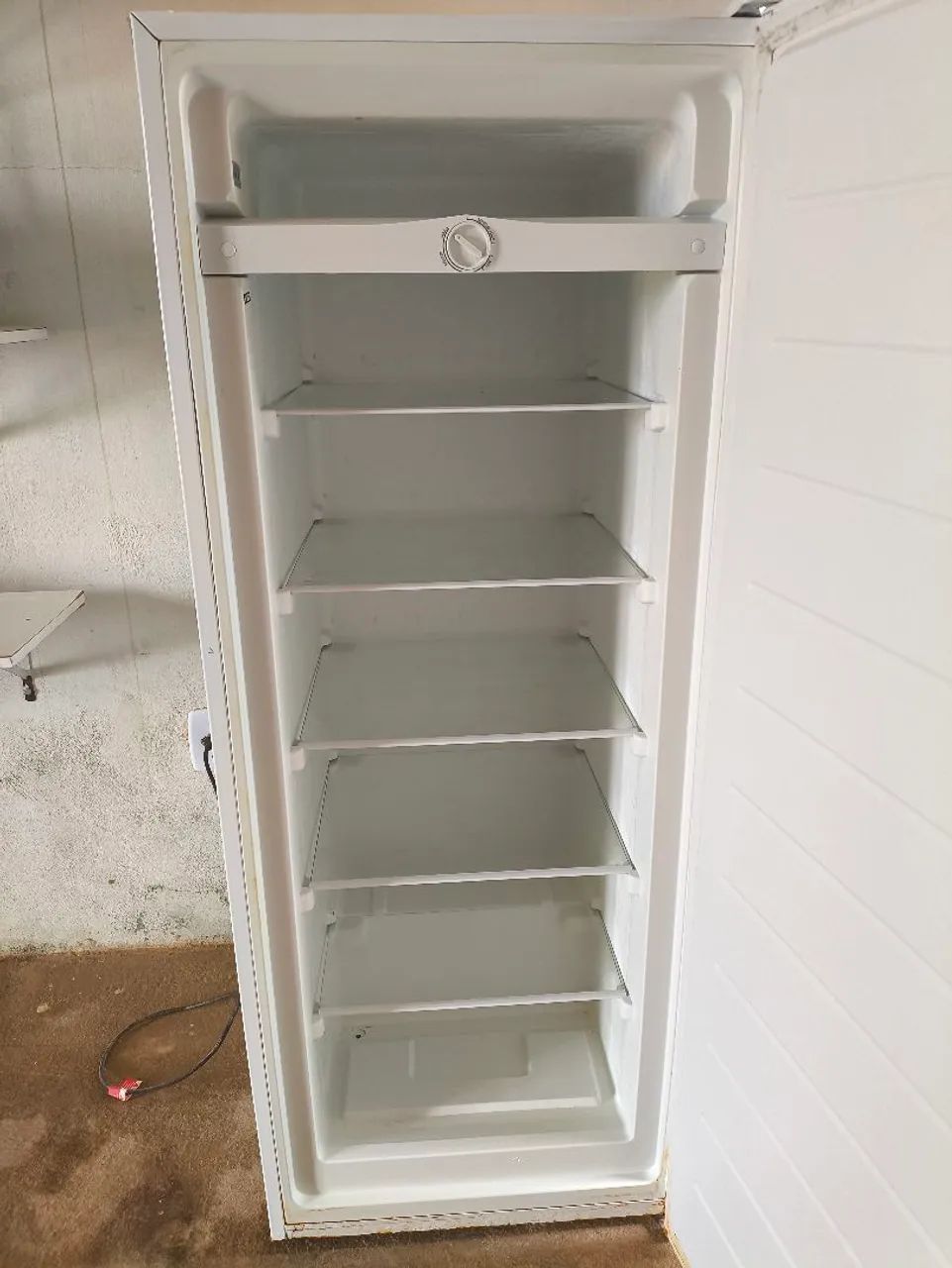 VENDE-SE FREEZER PHILCO  SEMI-NOVO!  - Foto 2