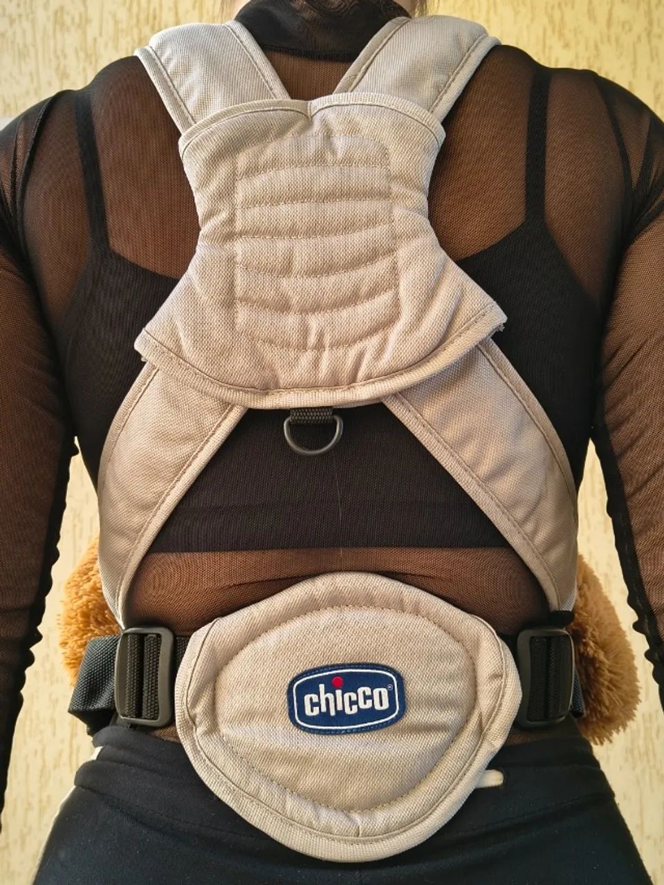 Canguru para Bebê Chicco Original Bege - Super Confortável e Seguro - Foto 4