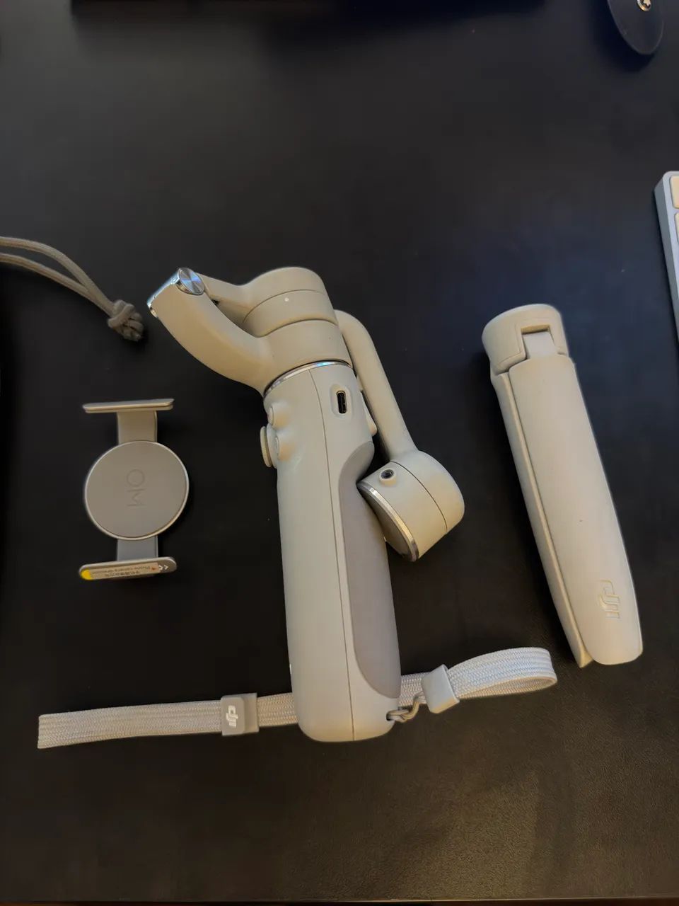 DJI Osmo Mobile 5