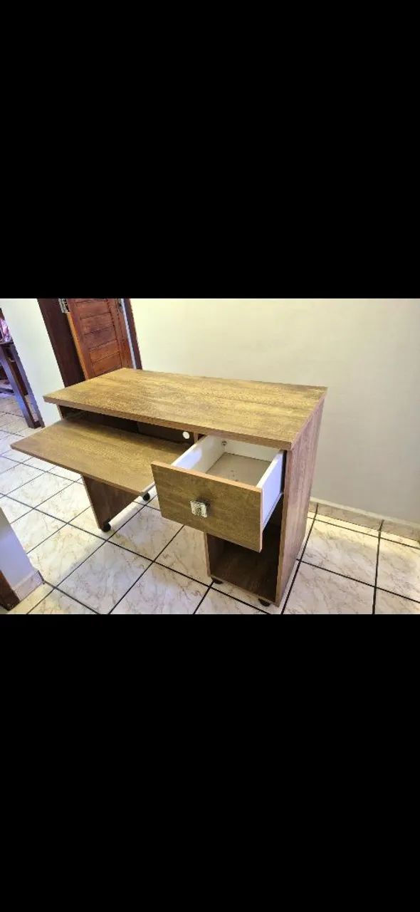 Mesa madeira refinada para computador - Foto 3