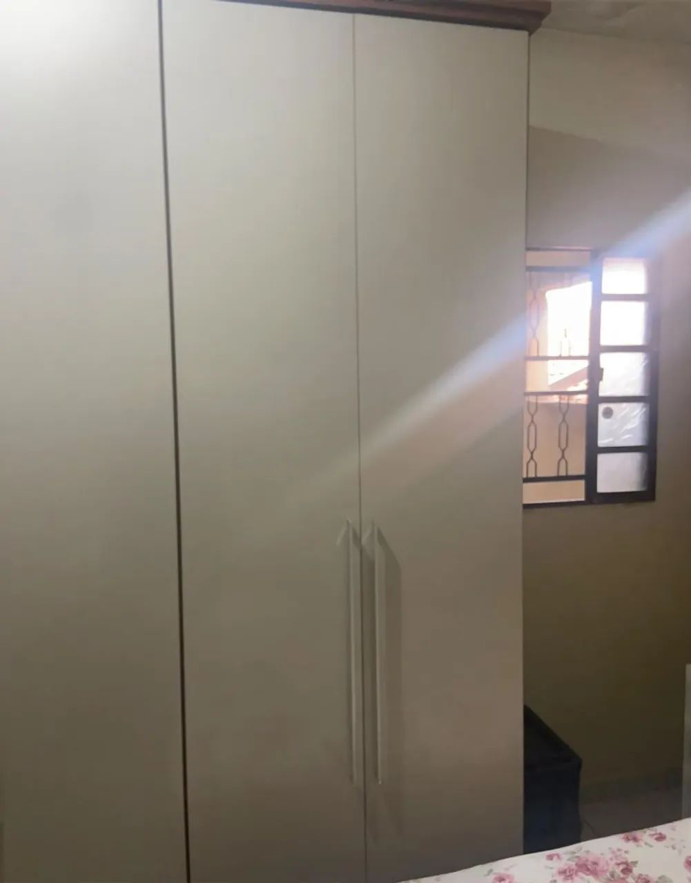 Vende se guarda roupa 6 portas  - Foto 4