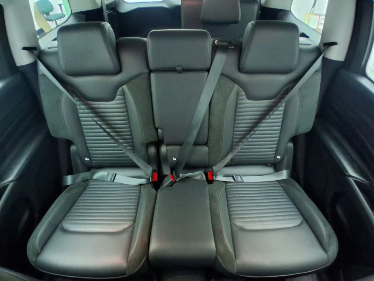 Jeep Commander Limited T270 1.3 TB Flex Aut., foto 18 de 18