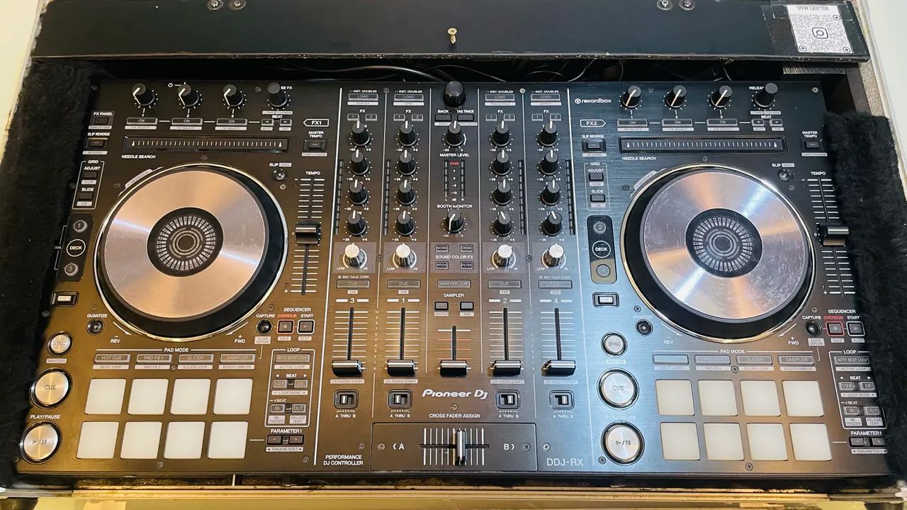 DDJ RX + Hard Case  - Foto 4
