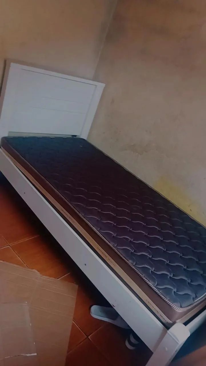 Vende-se cama de solteiro  - Foto 2