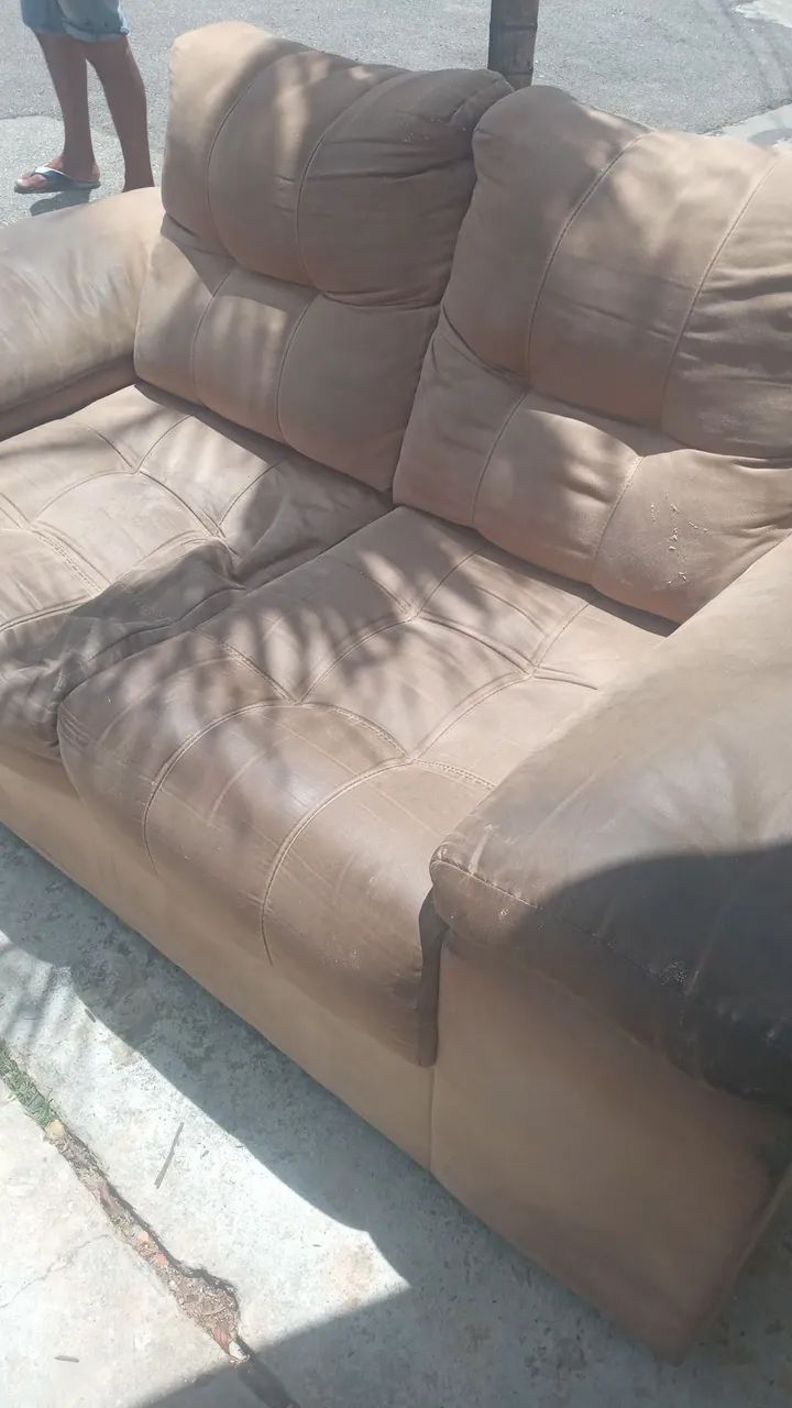 Sofá 2 e 3 lugar marrom higienizar - Foto 2