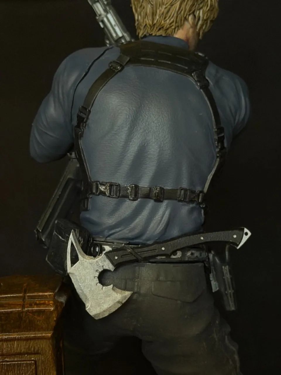 Leon Resident Evil Action Figure - Foto 3