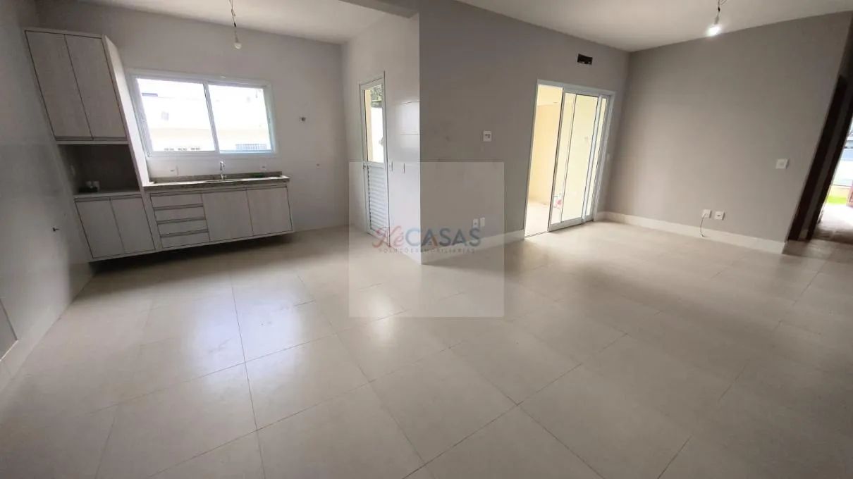 Apartamento para locação com 2 dormitórios e 1 suíte em Louveir