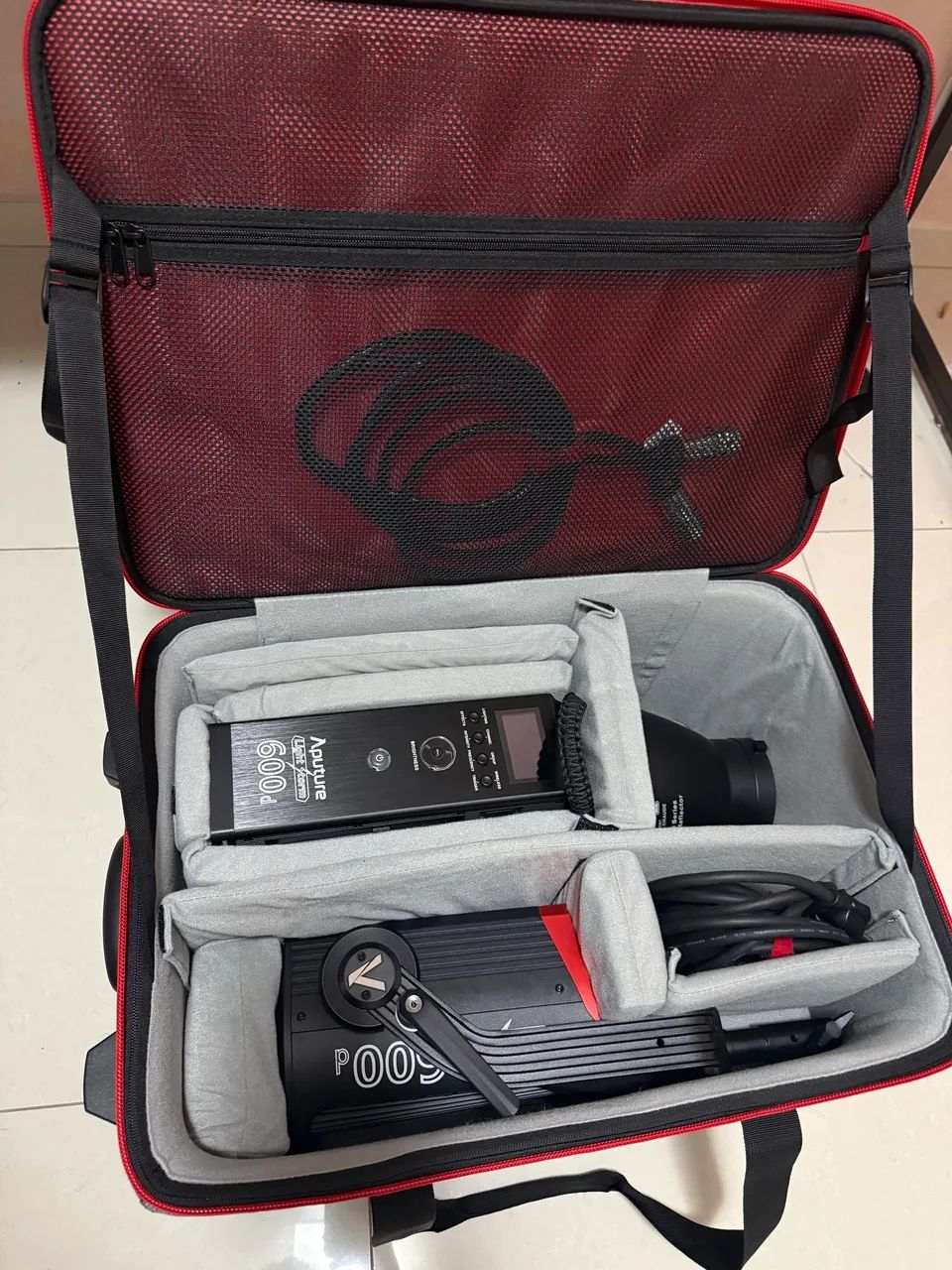 Aputure 600d Luz de led 